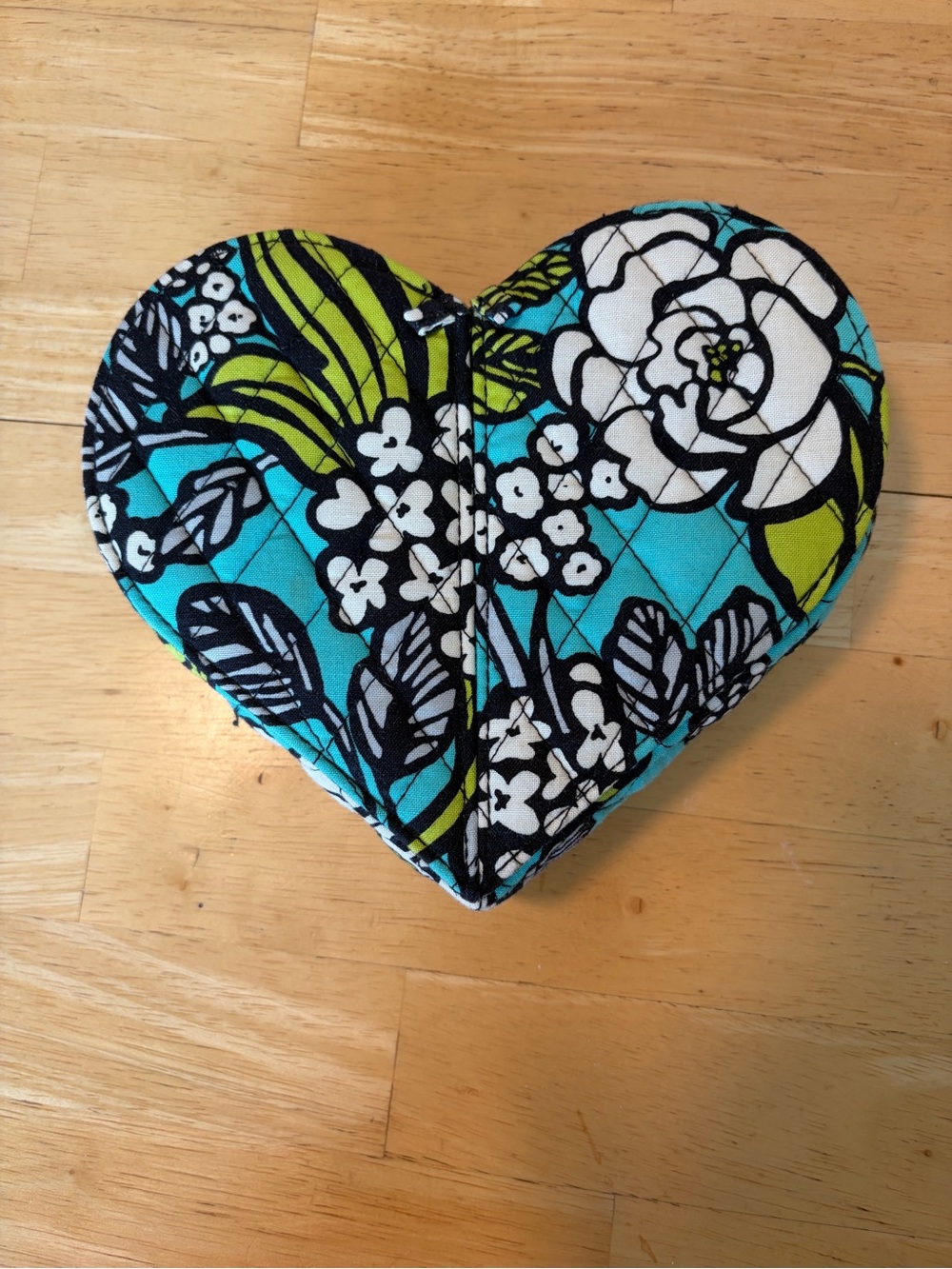 New Vera Bradley From My Heart Island Blooms  Jewelry Box